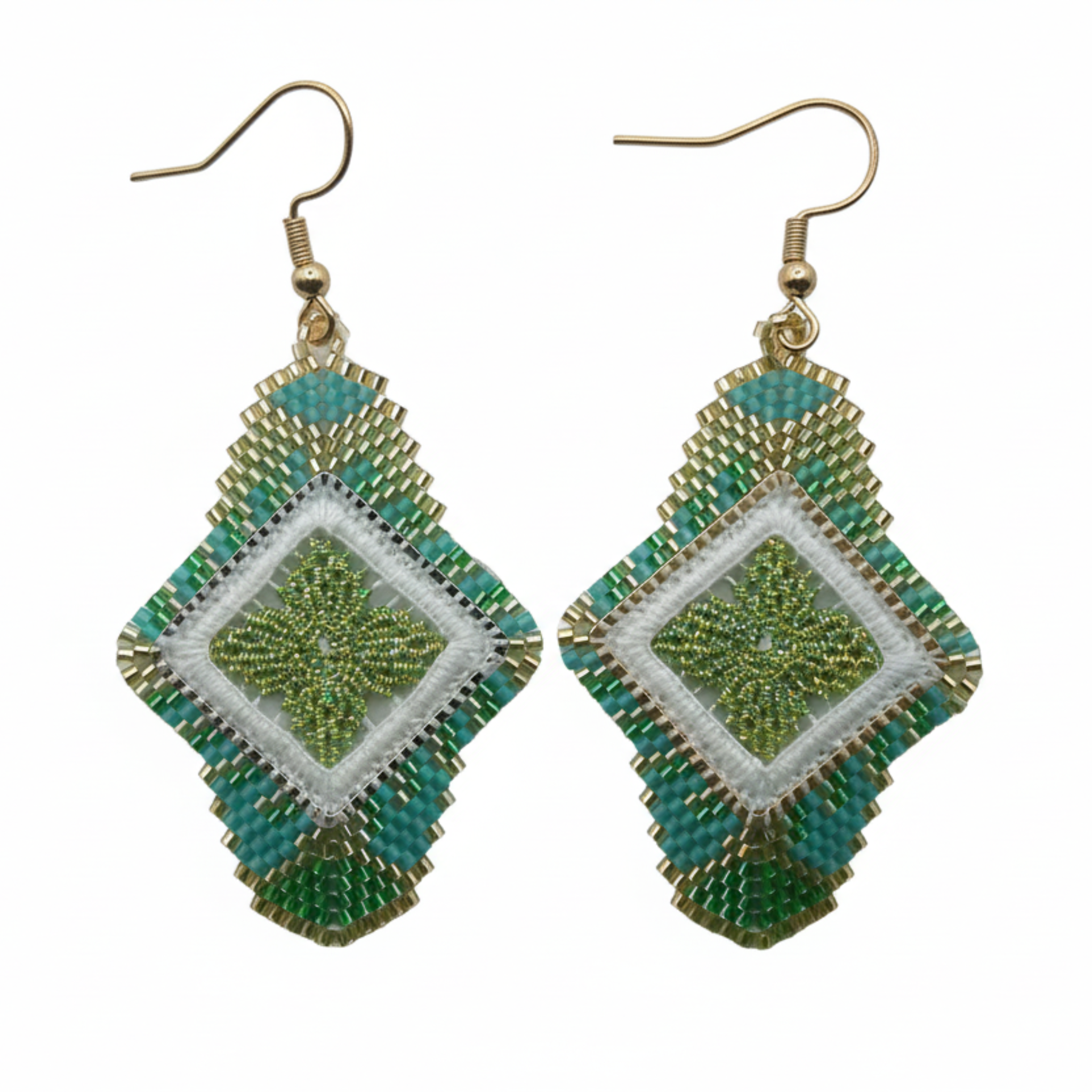 Boucles d'oreilles - Vert anis brodandchic